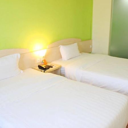 7 Days Inn Guangzhou Exterior foto