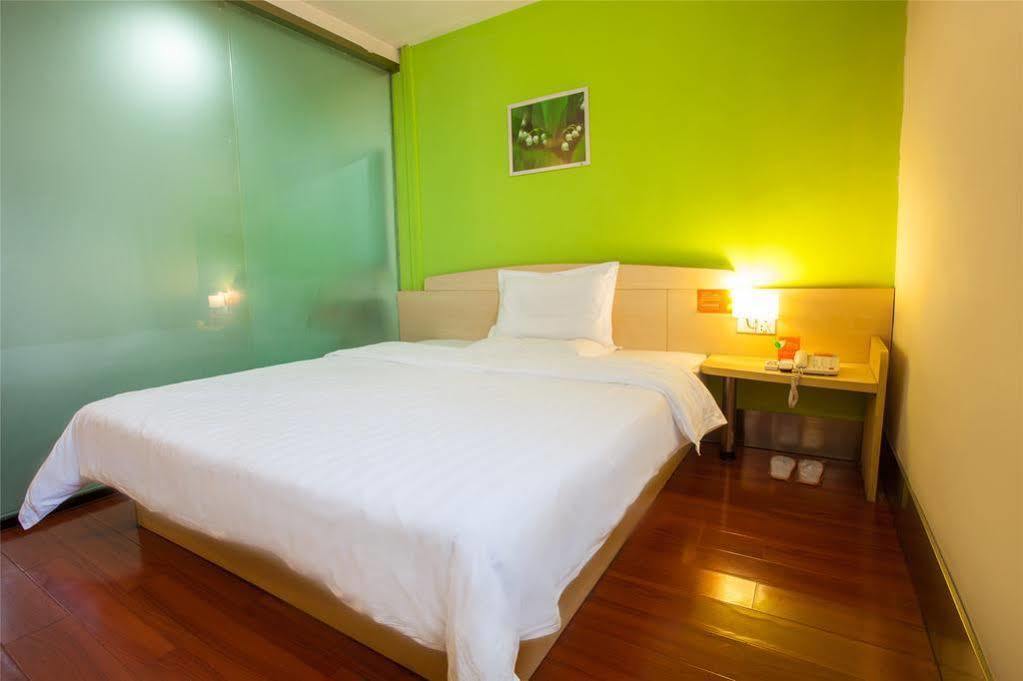 7 Days Inn Guangzhou Exterior foto